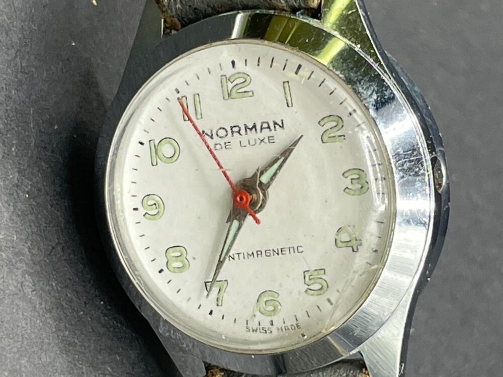 Vtg Norman Deluxe White Dial Swiss Made Ladies Watch Diamond Tooled 25.5mm
